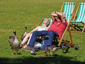 英国天气:“8月第二波热浪”将使气温再次飙升